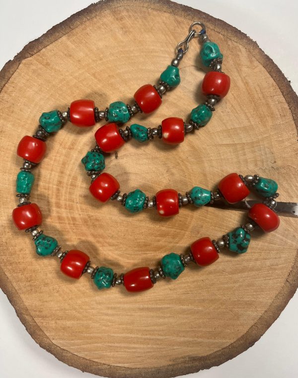 Collier en turquoise et corail