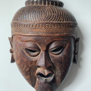 Masque népalais en bois