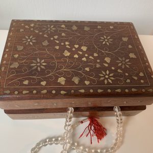 Boîte à bijoux faite main