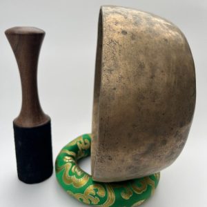 Ancien bol tibétain – 7 métaux – Thadobati – 860g – Ré# – 154Hz